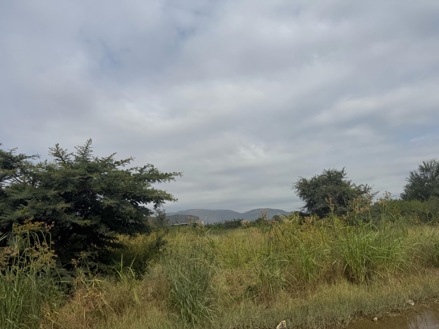 To Let commercial Property for Rent in Zinniaville North West